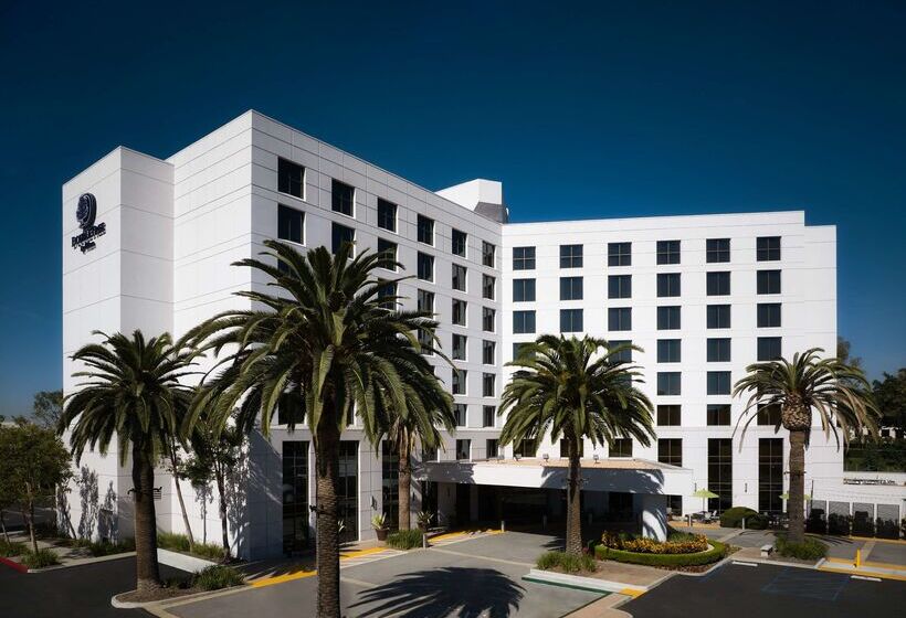 호텔 Doubletree By Hilton Irvine   Spectrum