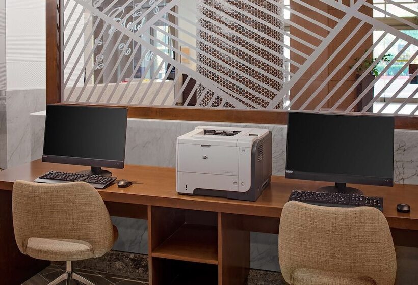 호텔 Doubletree By Hilton Irvine   Spectrum