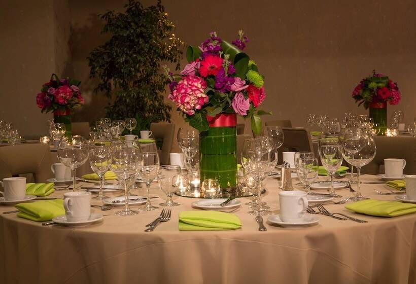 호텔 Doubletree By Hilton Irvine   Spectrum