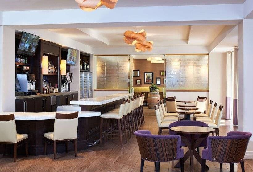 호텔 Doubletree By Hilton Irvine   Spectrum