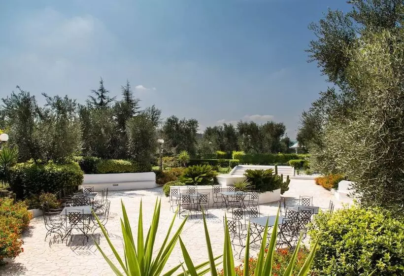 هتل Giardino Degli Ulivi Resort