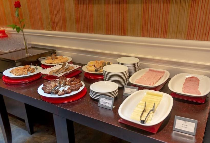 هتل Park Silver Obelisco