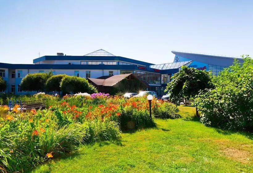 فندق Petro Sport