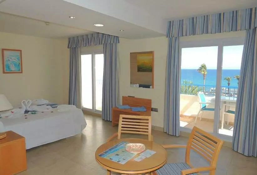 ホテル Punta Del Cantal