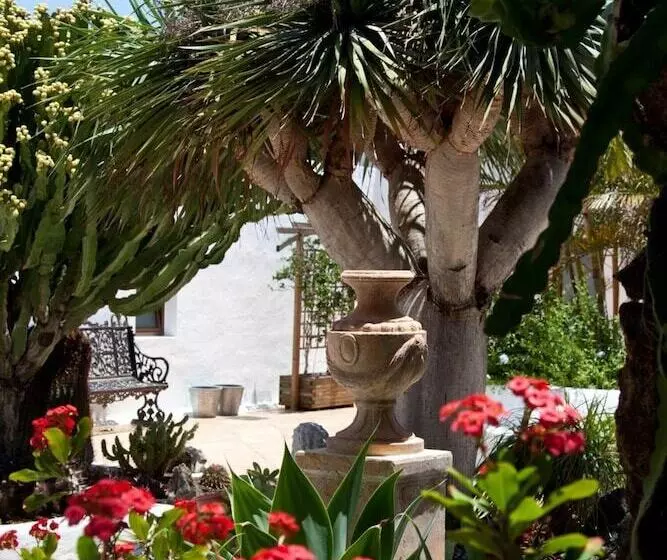 田舎風ホテル Casa De Hilario