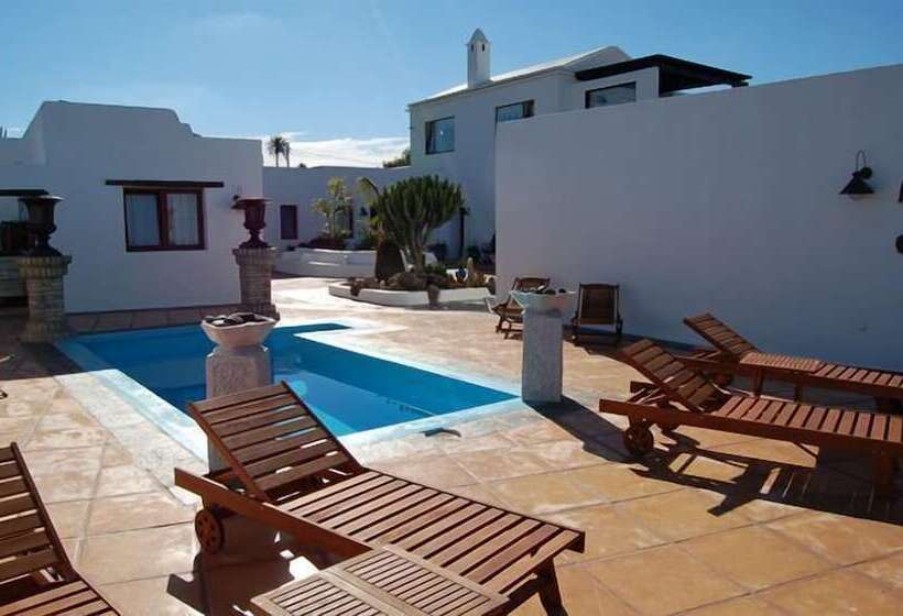 فندق ريفى Casa De Hilario