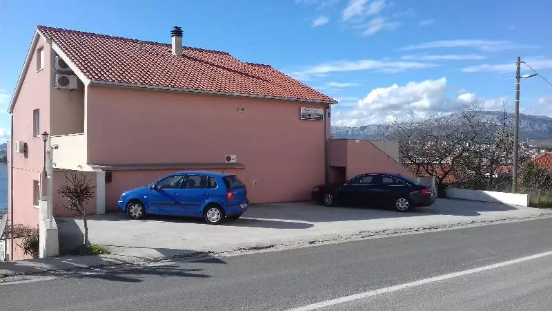 Отель Villa Luketa