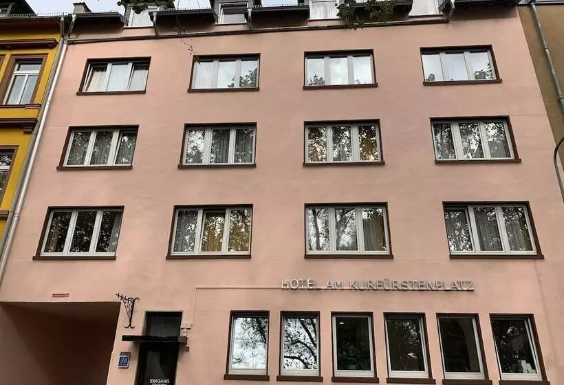Отель Am Kurfuerstenplatz   Messe