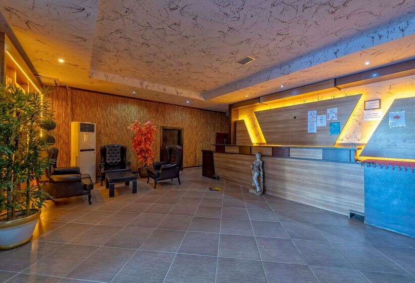 בית מלון כפרי Armas Bella Sun