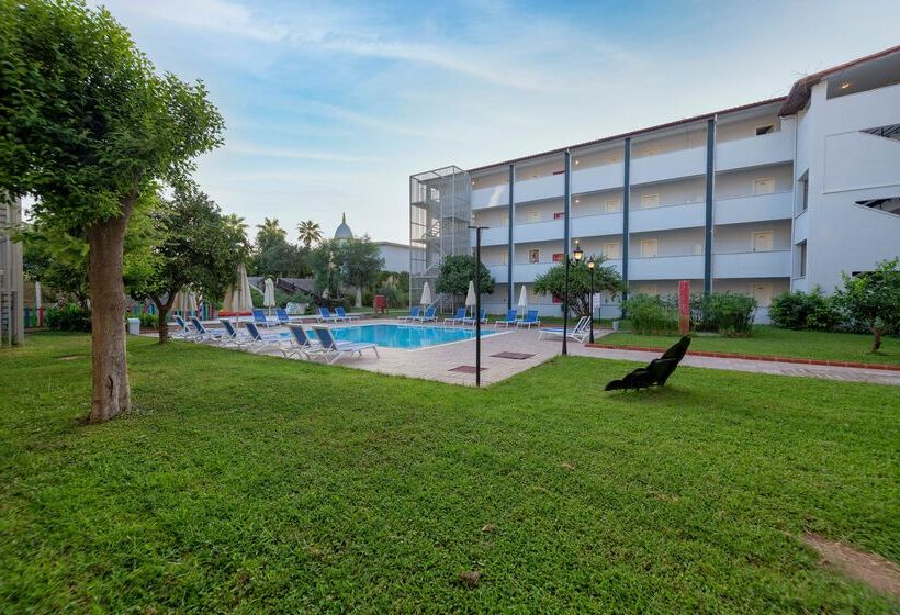 בית מלון כפרי Armas Bella Sun