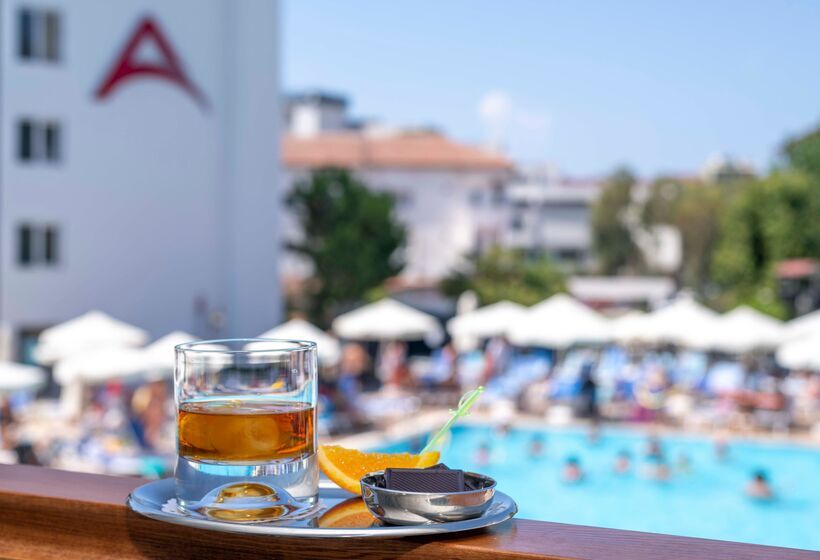 בית מלון כפרי Armas Bella Sun