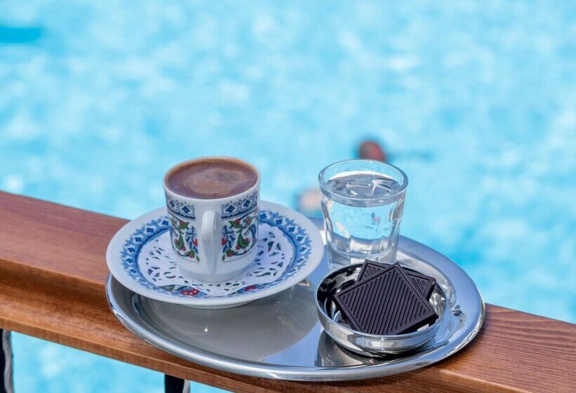 בית מלון כפרי Armas Bella Sun