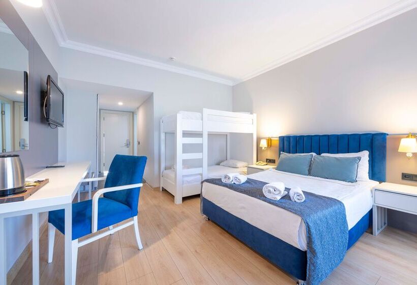 בית מלון כפרי Armas Bella Sun