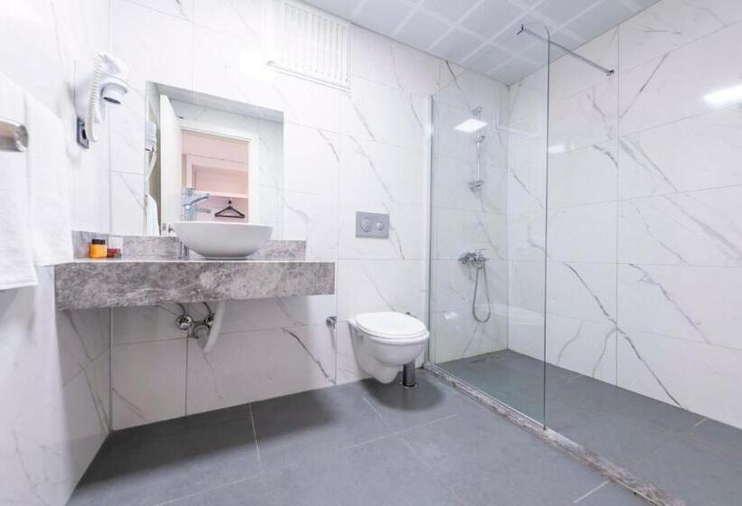 בית מלון כפרי Armas Bella Sun