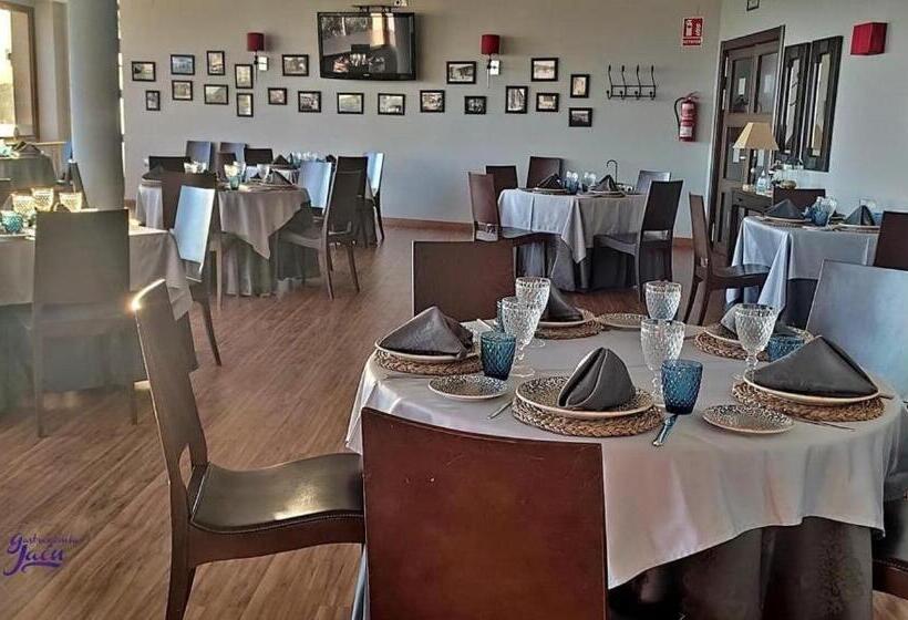 Hotel Campos De Baeza