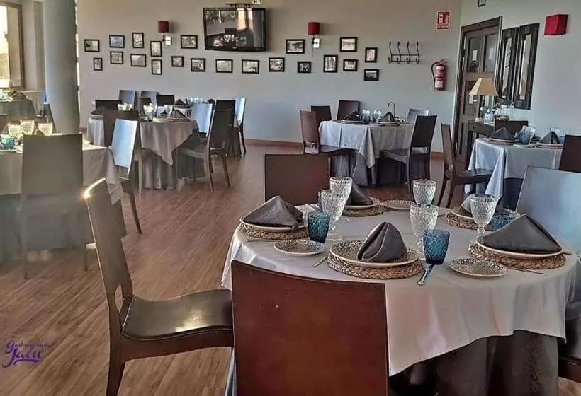 Отель Campos De Baeza