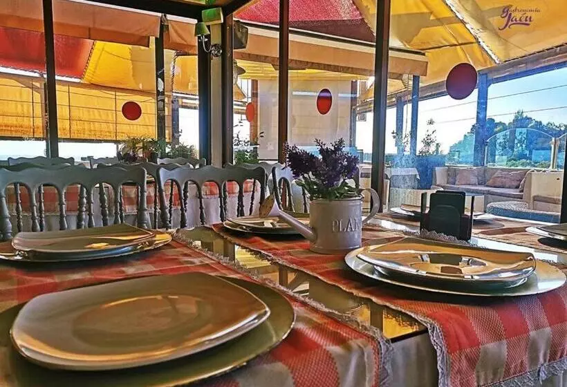 Отель Campos De Baeza