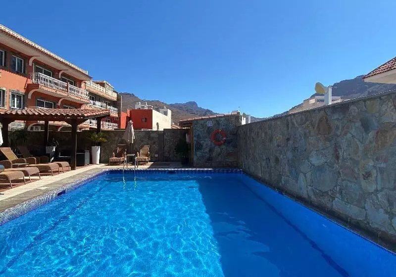 酒店 La Aldea Suites