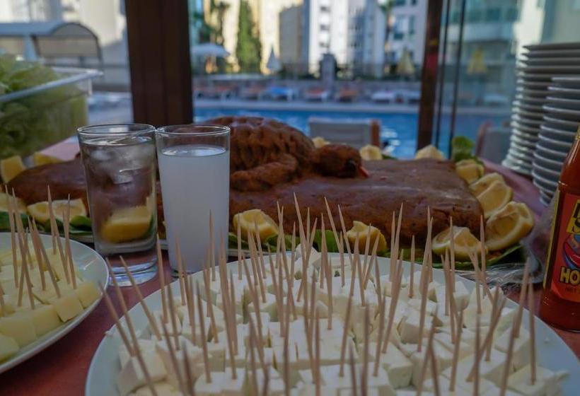 هتل Lara Hadrianus