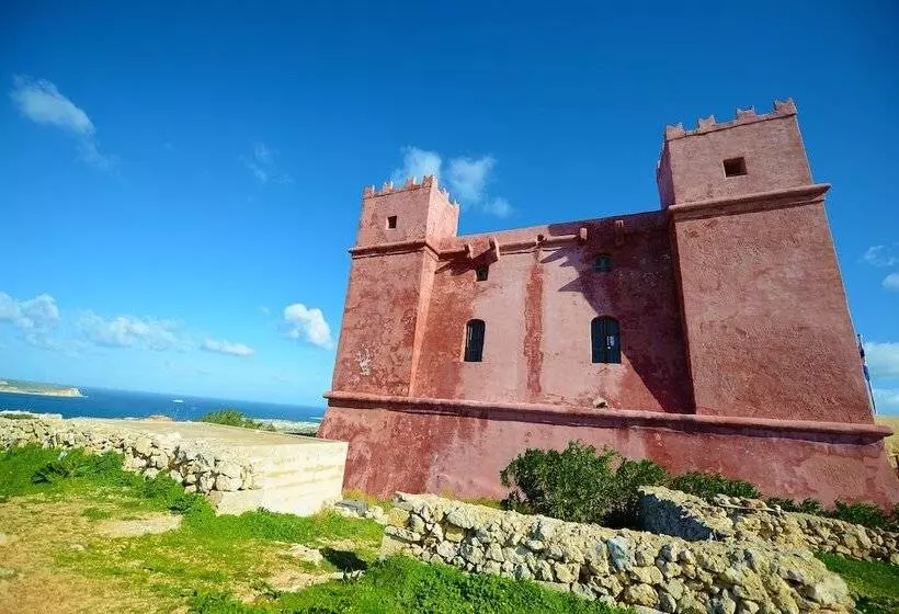 هتل Luna Holiday Complex