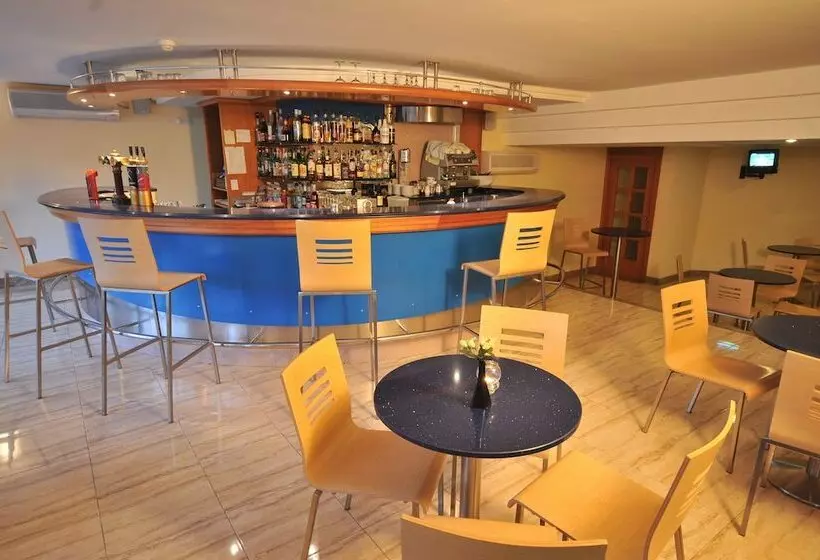 هتل Luna Holiday Complex