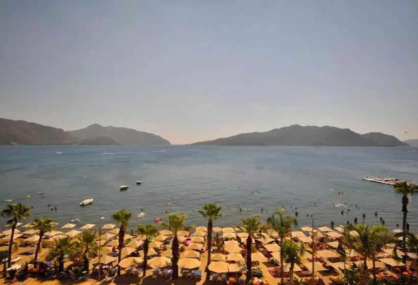 Hotel Maris Beach
