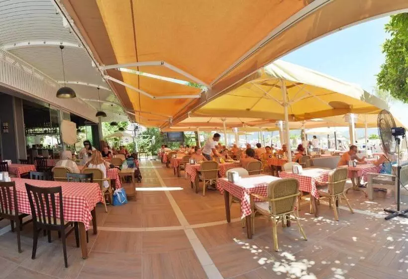 Hotel Maris Beach