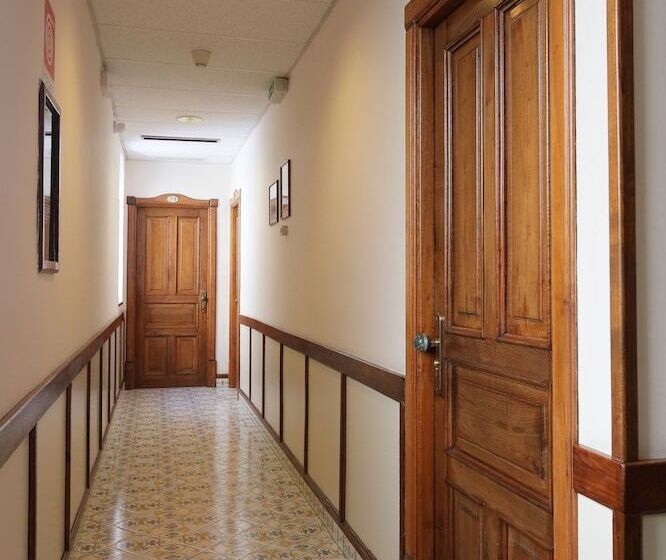 בית מלון כפרי Mega Mare