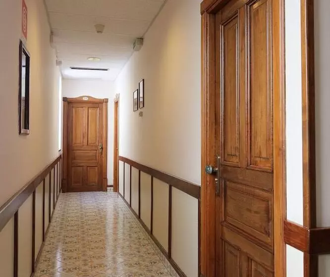 Отель Mega Mare