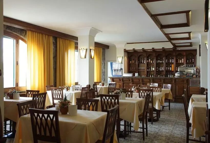 Отель Mega Mare