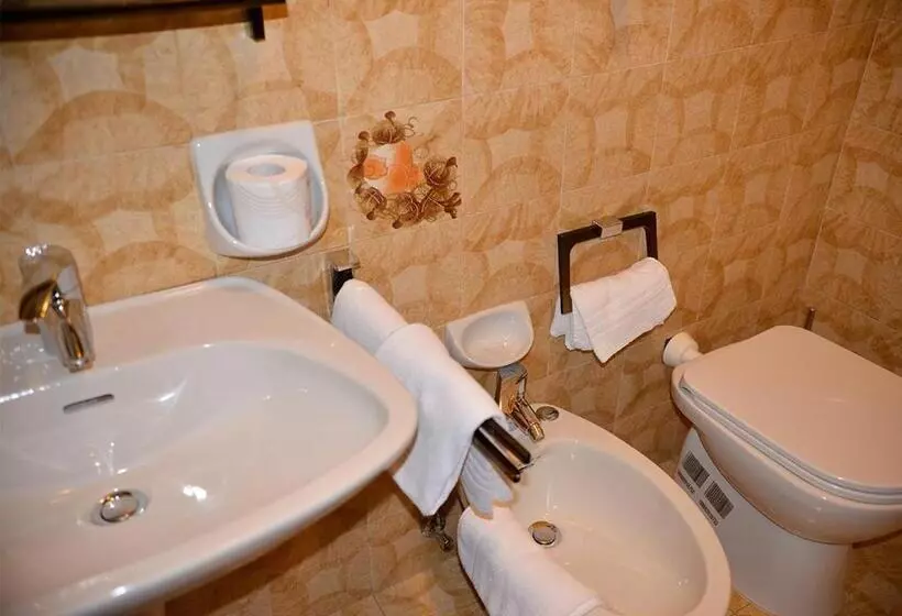 בית מלון כפרי Regina Delle Dolomiti