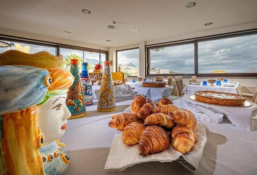 Szálloda Sabbie D'Oro