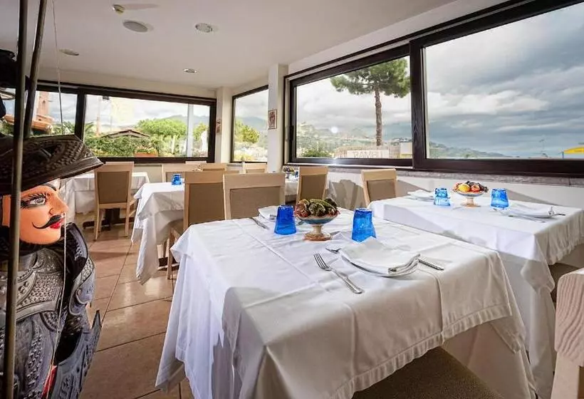 Hotelli Sabbie D'Oro