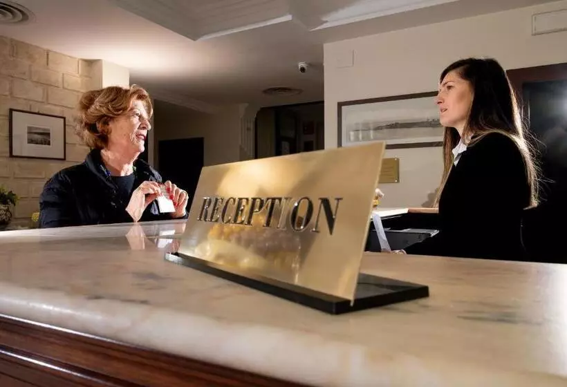 Hotelli Sabbie D'Oro