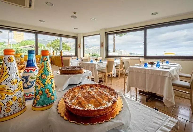 Hotelli Sabbie D'Oro