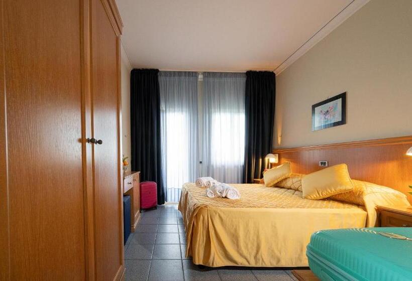 Szálloda Sabbie D'Oro