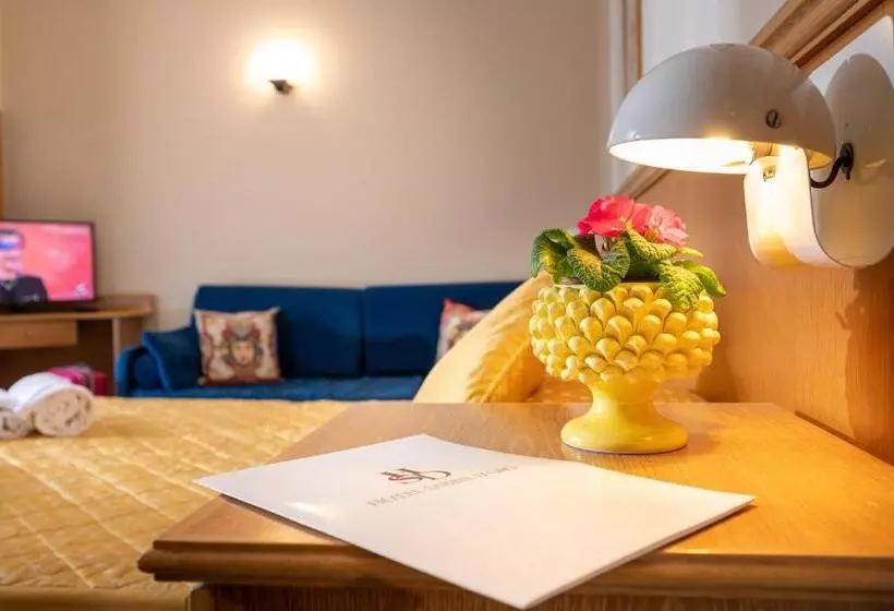 Hotelli Sabbie D'Oro