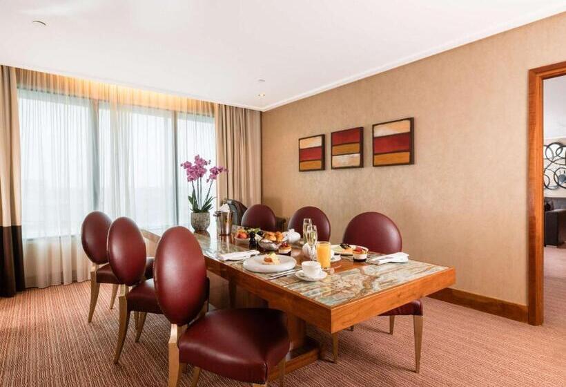 호텔 Sofitel London Heathrow