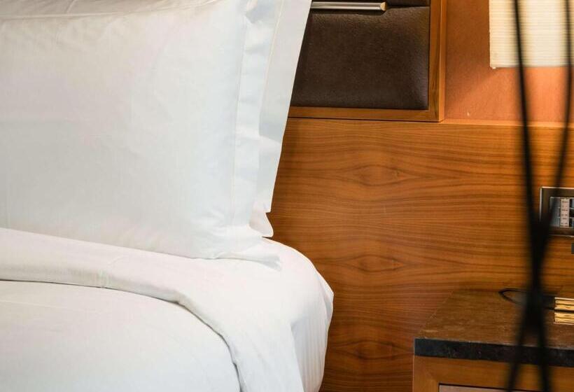 호텔 Sofitel London Heathrow