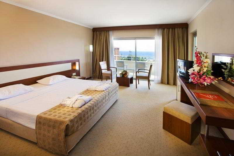 בית מלון כפרי Timo Resort