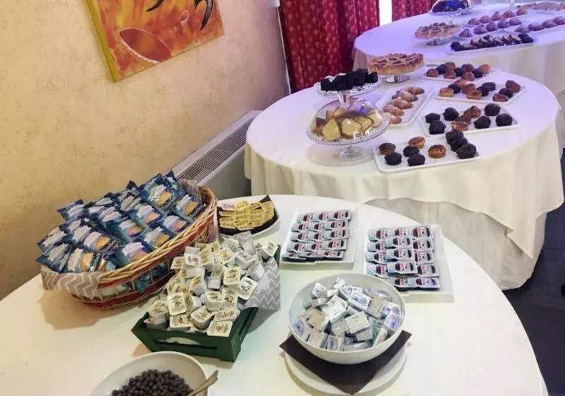 Отель Zaiera Resort Club