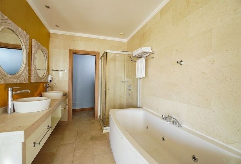 Maira Deluxe Resort Hotel Bodrum