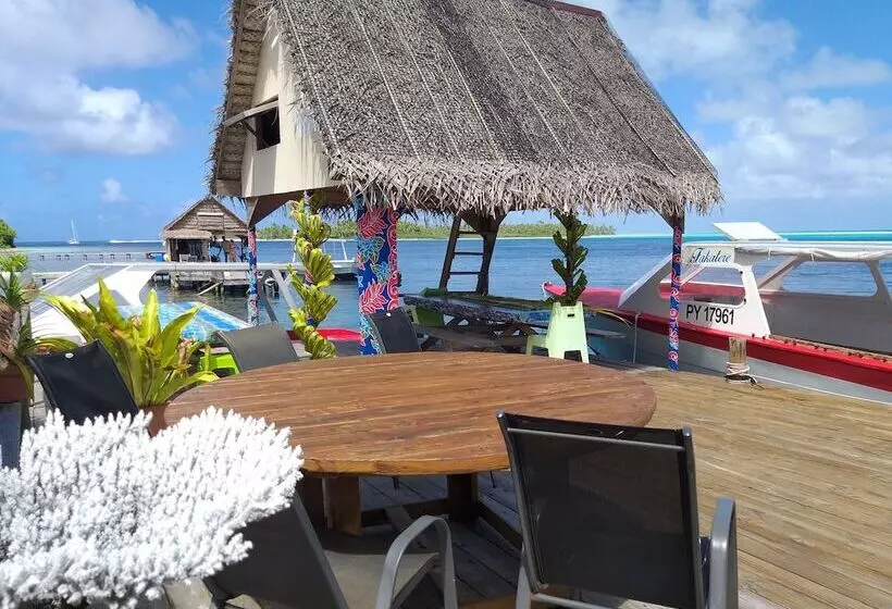 هتل Tetamanu Village