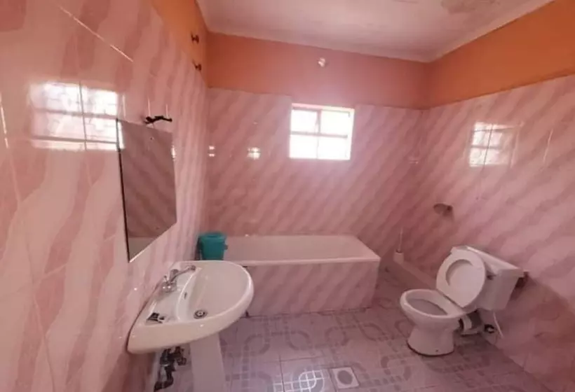 تختخواب و صبحانه 2d La Office Palace