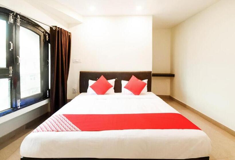 Отель Oyo 46315  Kartar