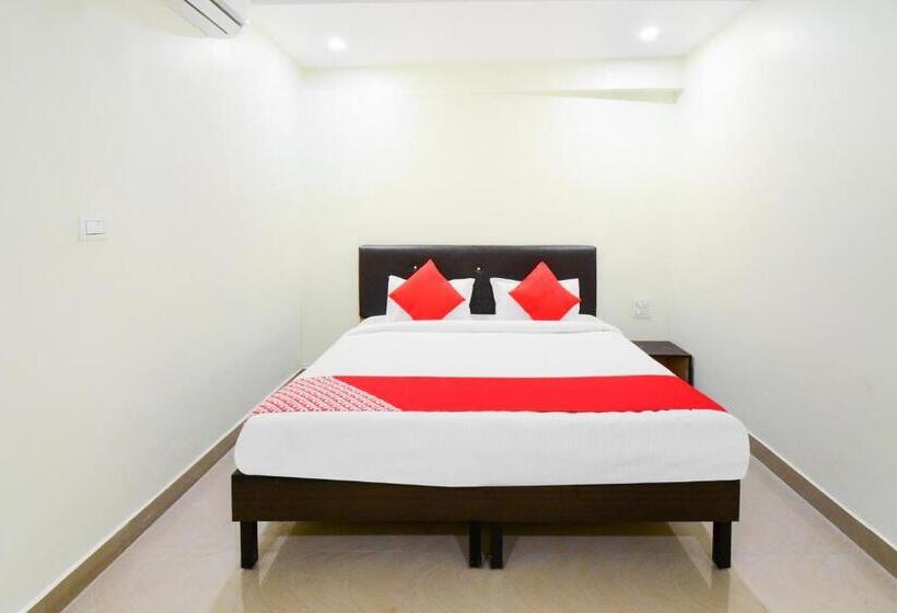 Отель Oyo 46315  Kartar