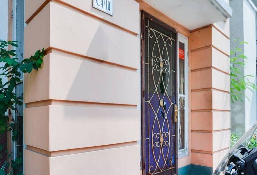 בית מלון כפרי Surya Inn Syariah Cikarang Redpartner