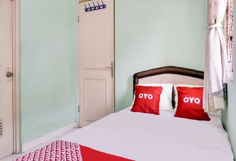 בית מלון כפרי Surya Inn Syariah Cikarang Redpartner