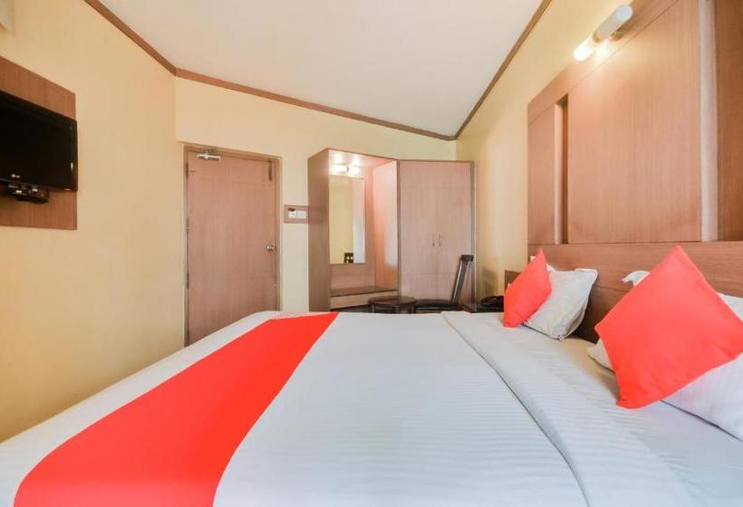 ホテル Oyo Com302 Ap V