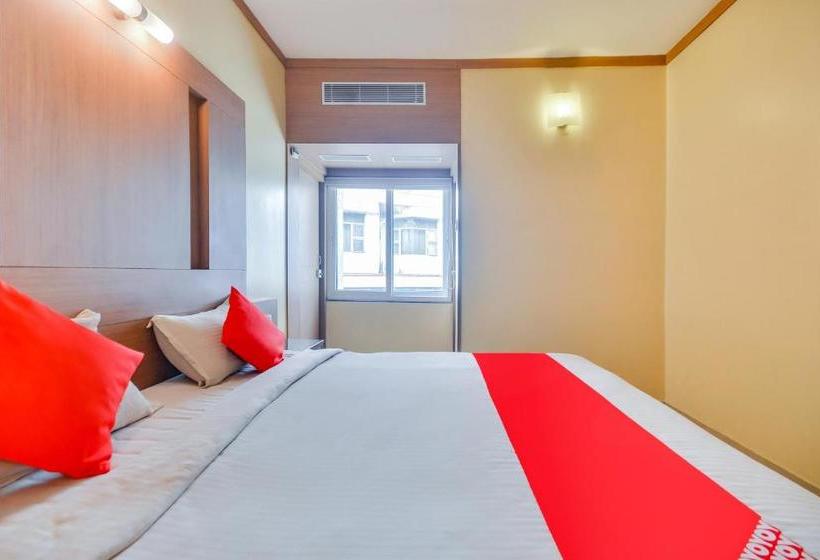 ホテル Oyo Com302 Ap V